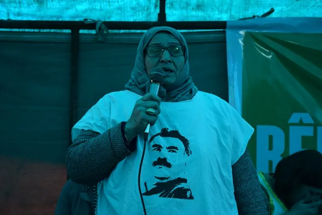 ​​​​​​​معتصمون أمام مبنى الأمم المتحدة: حريق إمرالي مؤامرة جديدة