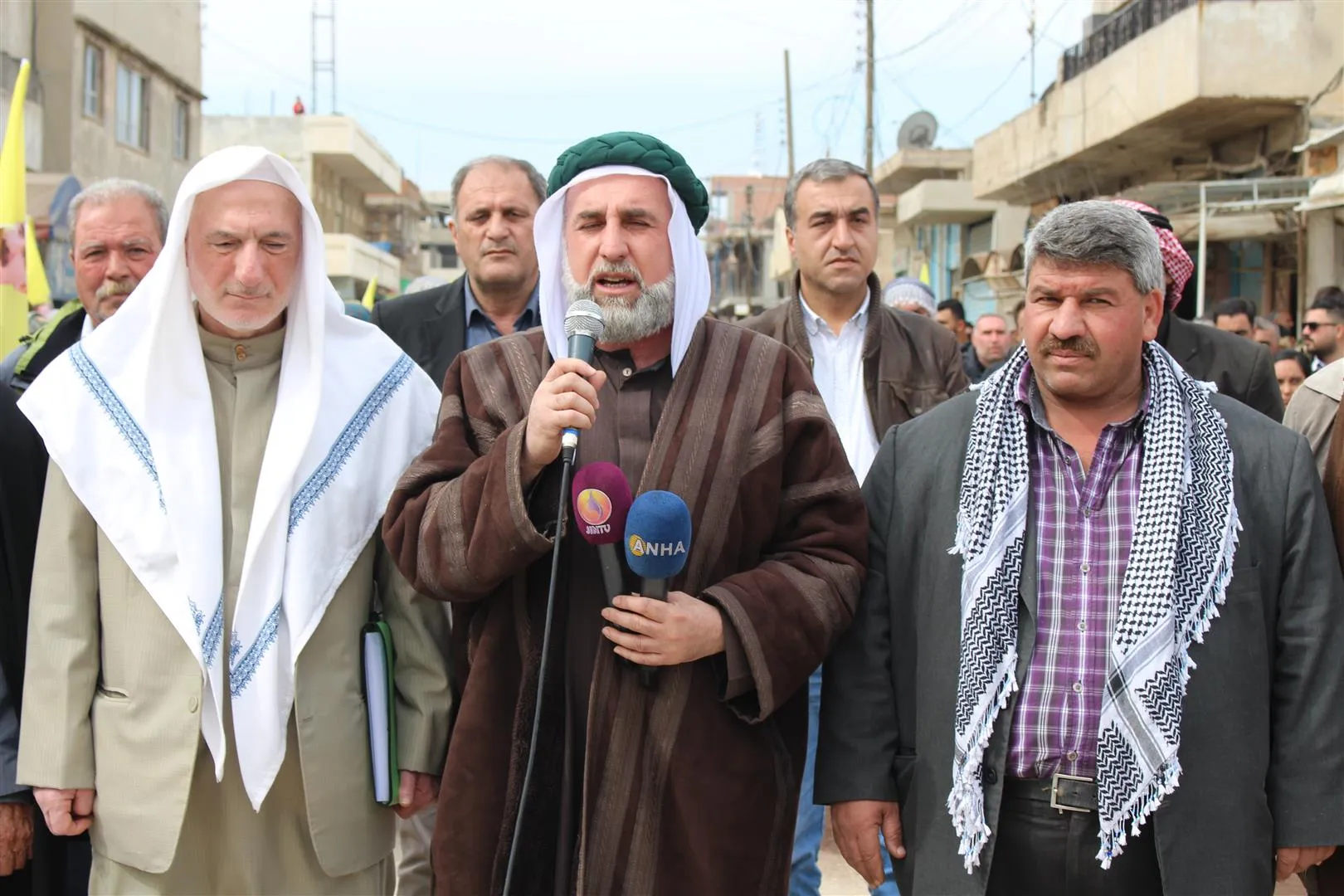 متظاهرون: أوجلان هو طريق الحرية والنضال والحياة والعدالة الحقيقية