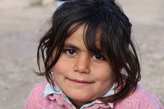 مساعي حثيثة للتخفيف من آثار الحرب على الأطفال المُهجّرين وتنمية مواهبهم