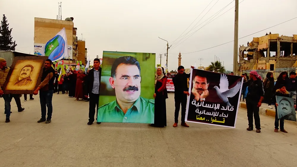 ​​​​​​​أهالي الطبقة يطالبون بالكشف عن مصير القائد عبدالله أوجلان