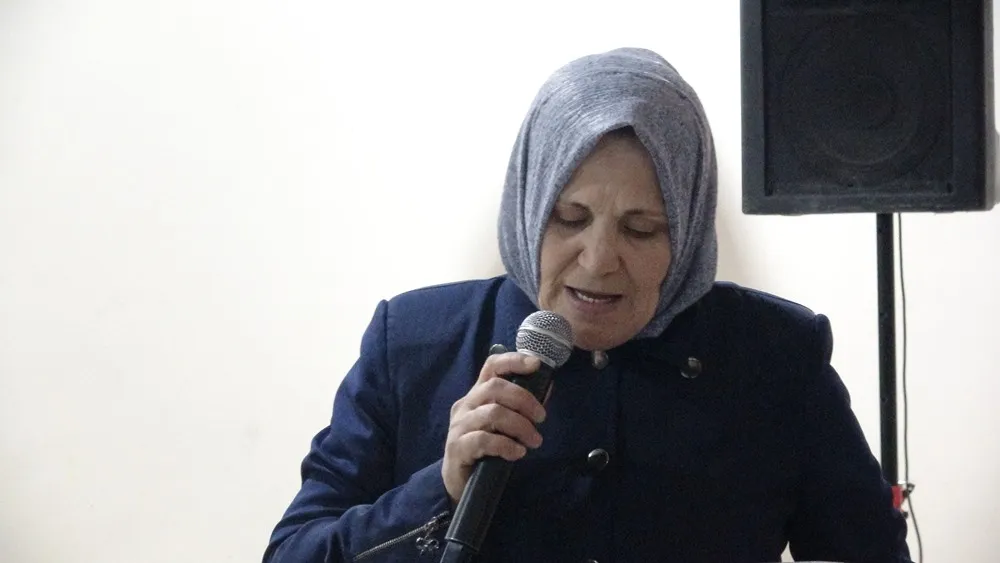 أهالي الطبقة يستذكرون شهداء الشهر الثاني
