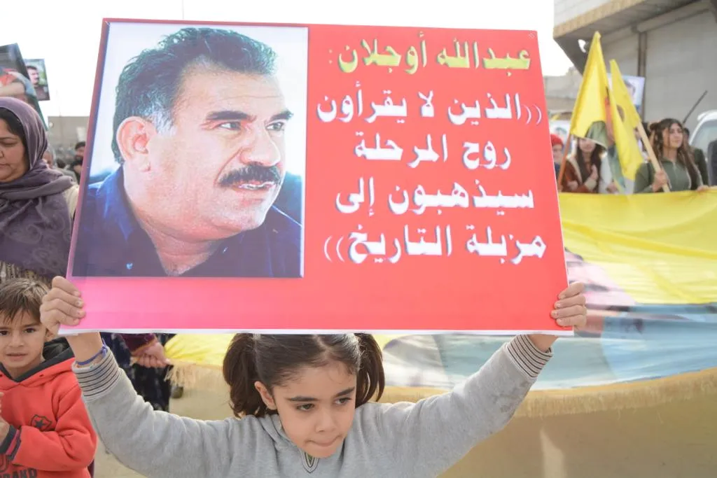 ​​​​​​​الآلاف في كوباني ينتفضون من أجل القائد عبد الله أوجلان