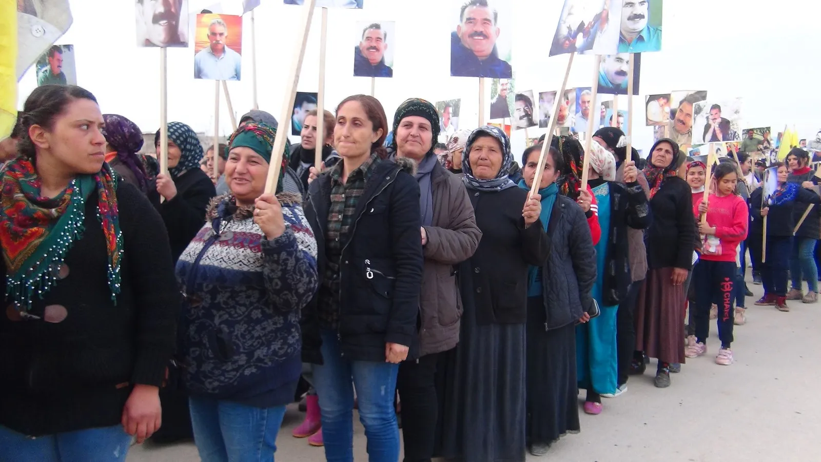 ​​​​​​​تظاهرة للشبيبة في مقاطعة الشهباء للمطالبة بالكشف عن وضع أوجلان