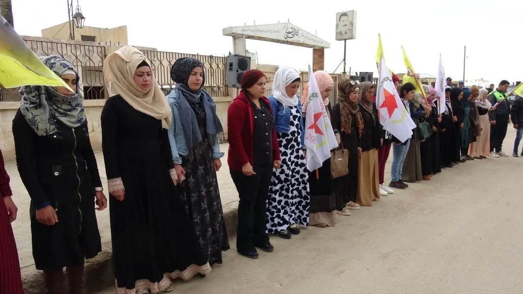 ​​​​​​​أهالي شمال وشرق سوريا يستذكرون شهداء مجزرة حلبجة