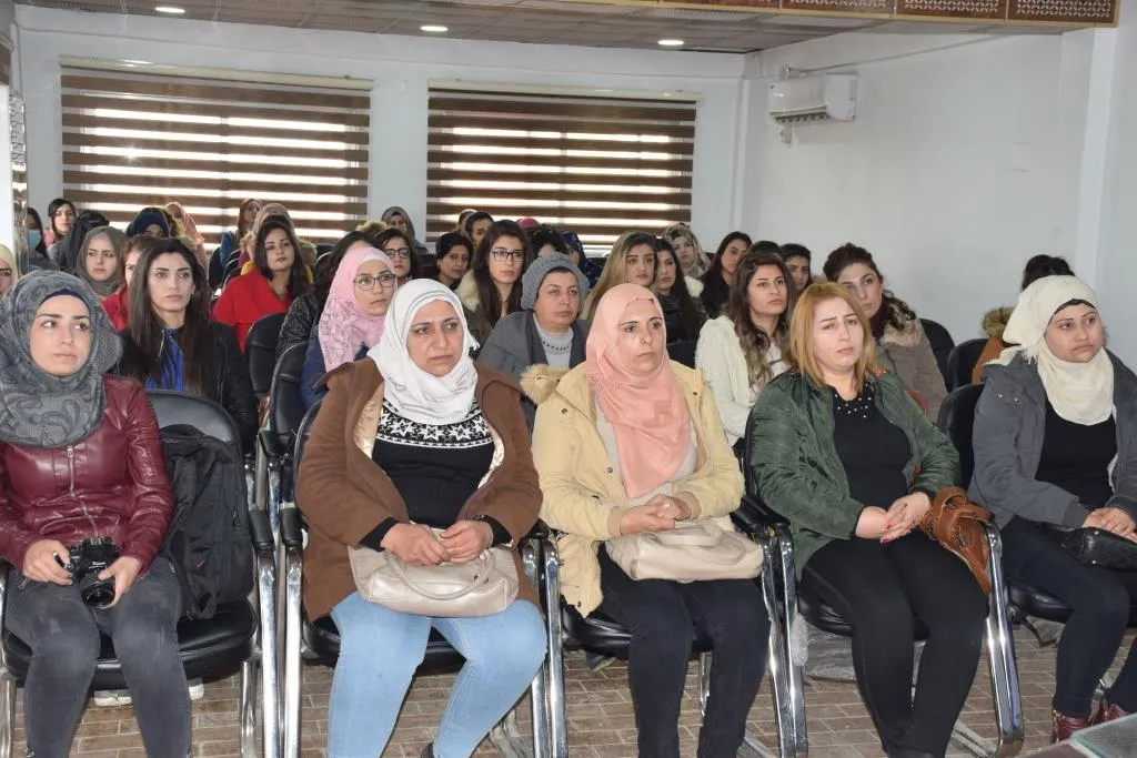 محاضرة بمناسبة يوم المرأة العالمي في قامشلو