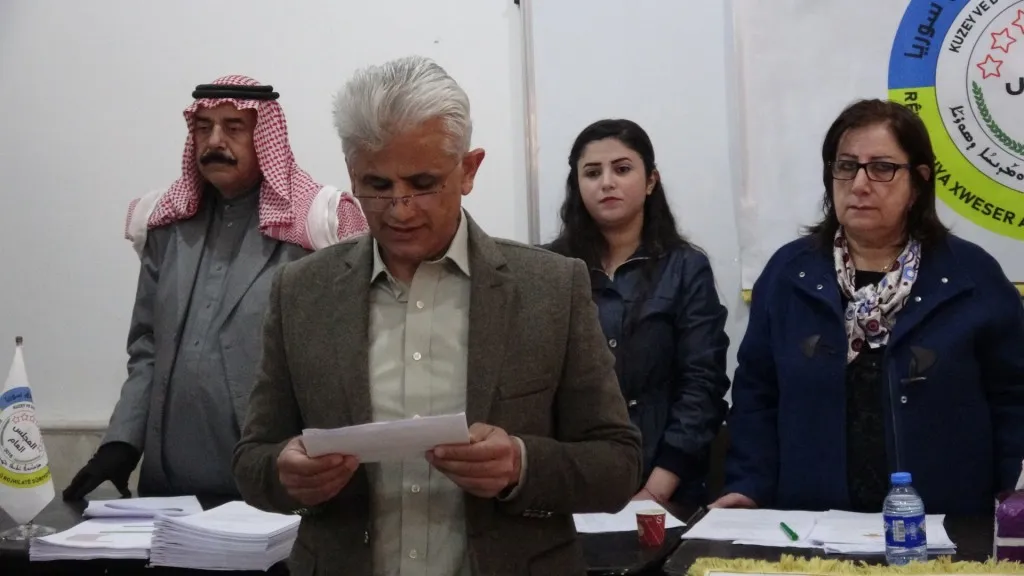 المجلس العام للإدارة الذاتية يصادق على قانوني العقود وتسجيل المركبات