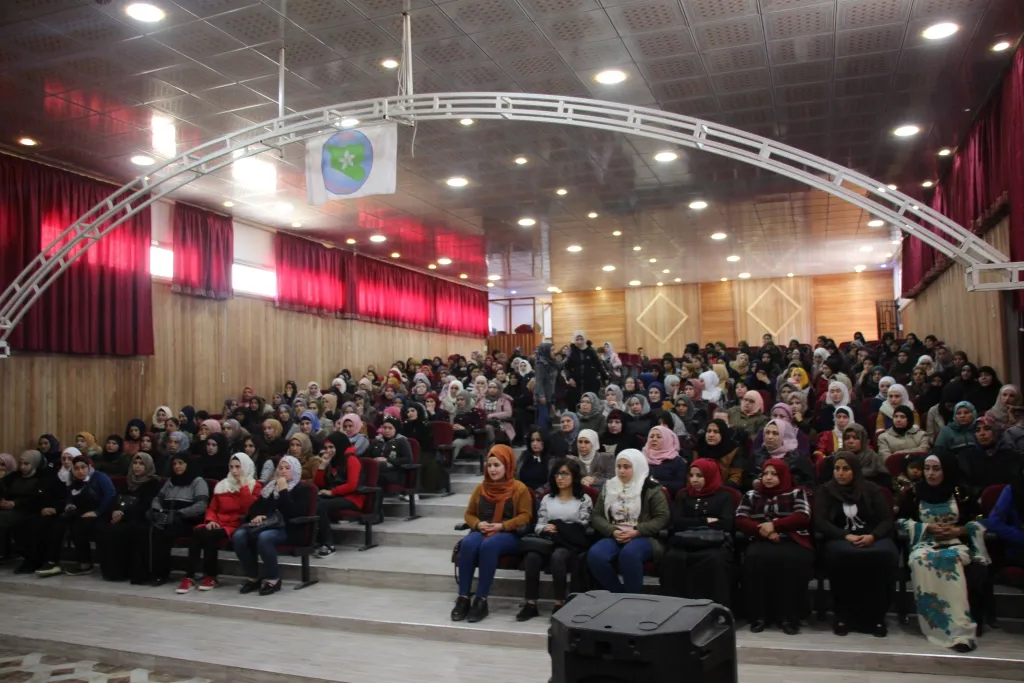​​​​​​​خلال محاضرة: الـ8 من آذار ركيزة إنجازات حققتها المرأة