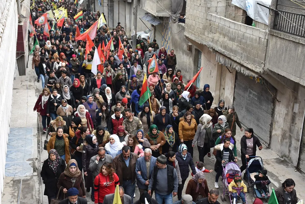 تشييع جثمان شهيد وإعلان سجل آخر في حلب