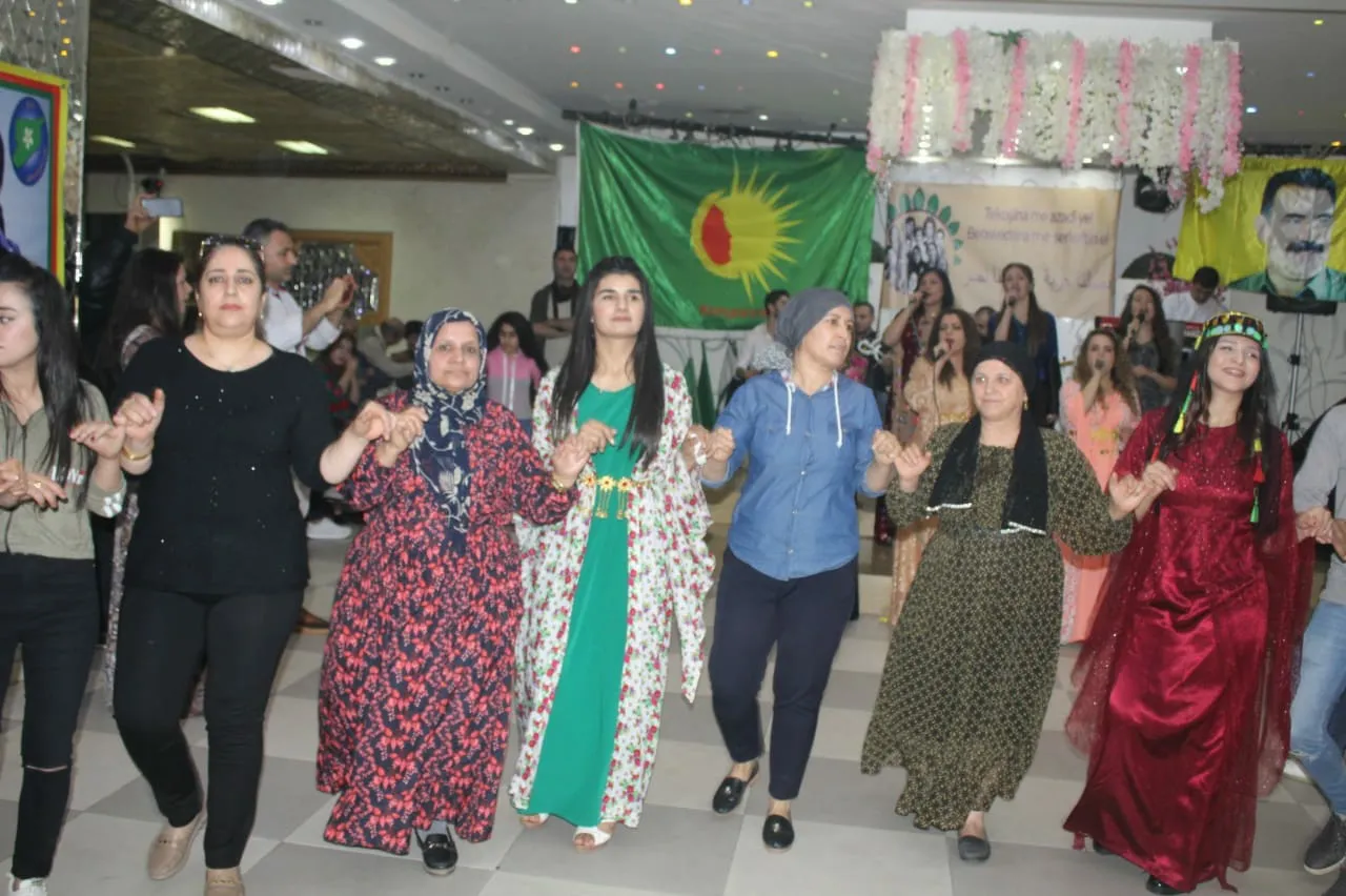 الجالية الكرديّة في لبنان تحتفل بعيد المرأة