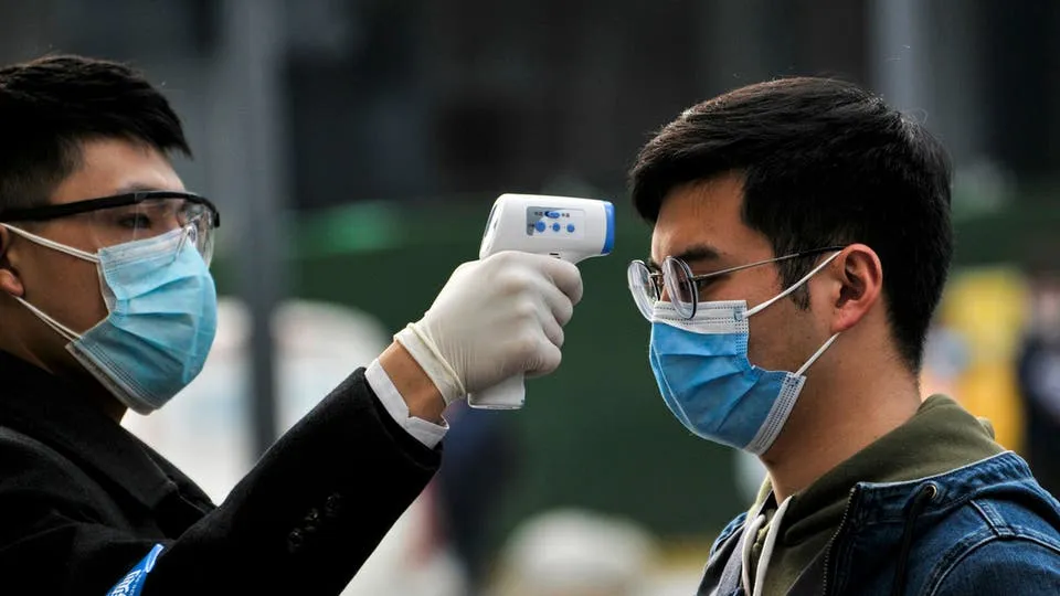 ​​​​​​​كورونا...154 حالة وفاة والوباء يعود إلى الصين بقوة مجدداً