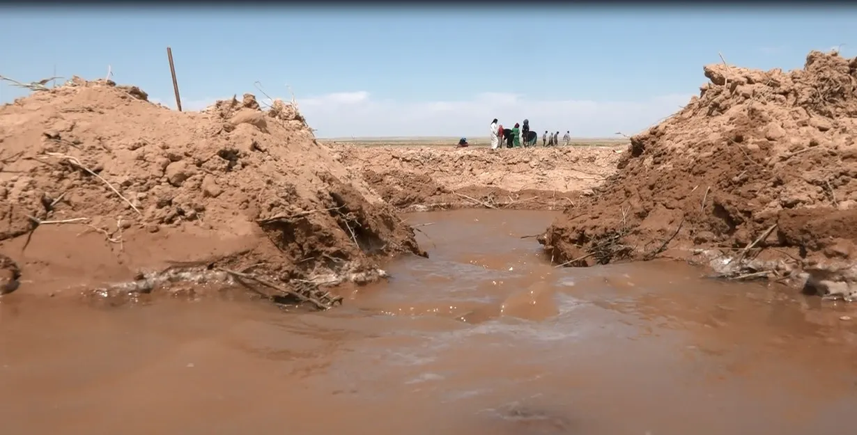 أهالي مخيم كري سبي يبدؤون الخطوة الأولى لتحقيق الاكتفاء الذاتي