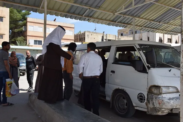 ​​​​​​​سائقون يرفعون الأجور والأهالي يتذمرون وشعبة التموين تعِد