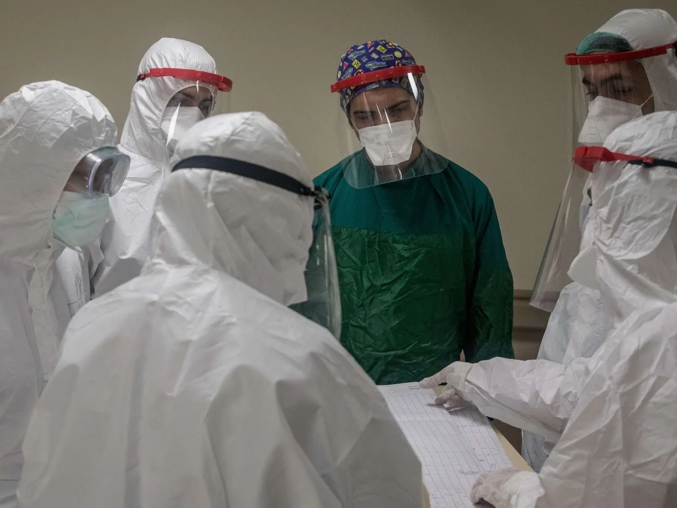 إصابات كورونا.. حصيلة مرتفعة في روسيا والهند