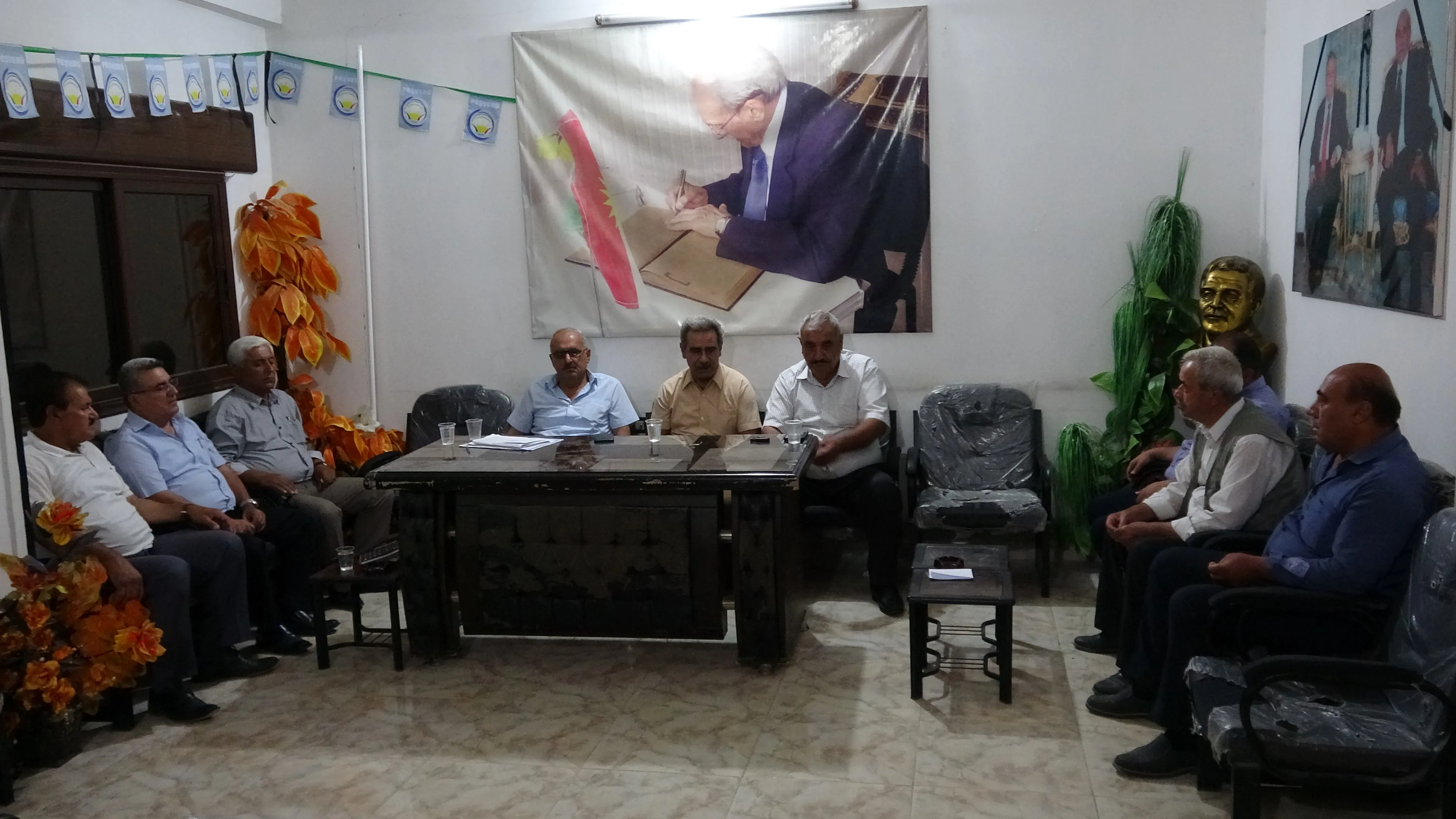 المنصة الجماهيرية تجتمع مع الحزب التقدمي الديمقراطي في ديرك