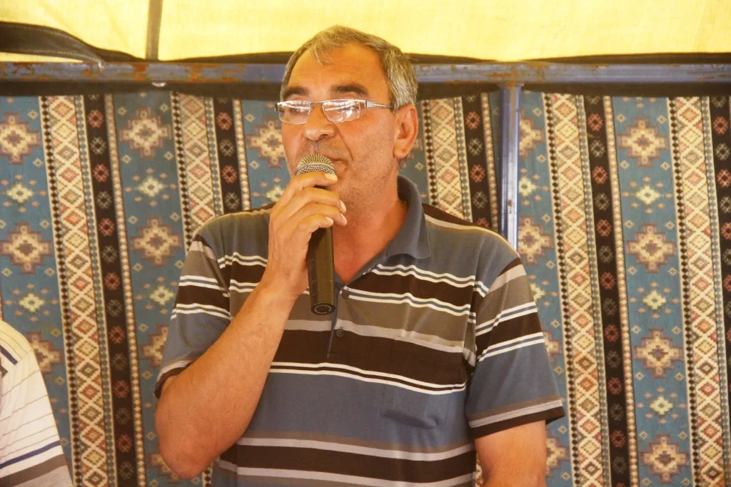 أهالي كوباني يقدمون العزاء لذوي شهداء مقاومة الكرامة