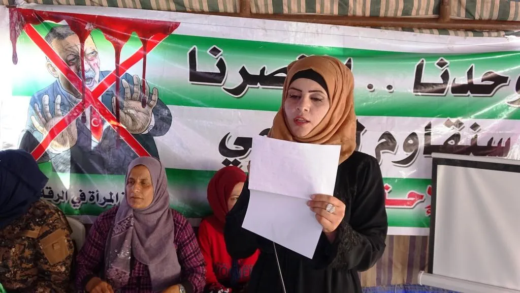 من خيم الاعتصام: البطولات التي أبدتها المرأة لم ترق للفاشية التركية