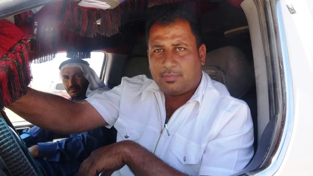 البدء بتأهيل طريق حيويّ يربط عين عيسى بـ 29 قرية
