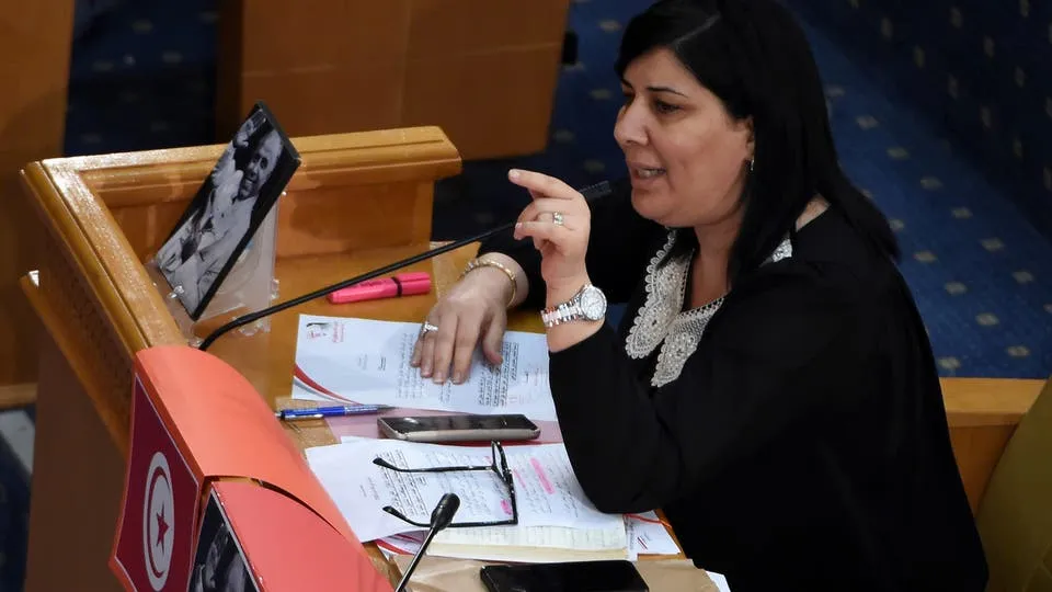 ​​​​​​​عبير موسي: سحب الثقة من الغنوشي الخطوة الأولى لحل الأزمة