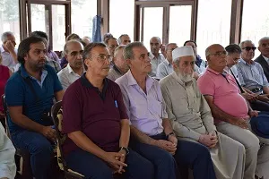 "يجب إشراك الشعب في القرارات المتخذة بصدد الوحدة الوطنية"