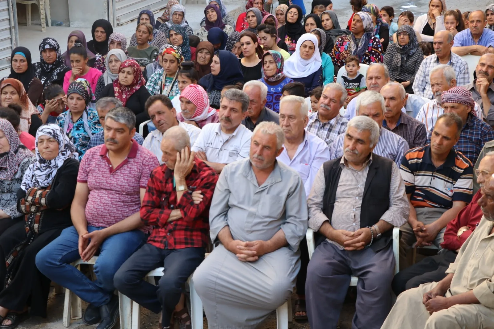 حزب الاتحاد الدّيمقراطيّ يجتمع مع أهالي حي الشّيخ مقصود والأشرفيّة