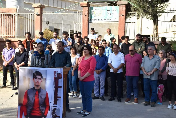 فنانون: جريمة قتل باريش جاكان أظهرت للعلن مدى شوفينية الدولة التركية تجاه الكرد