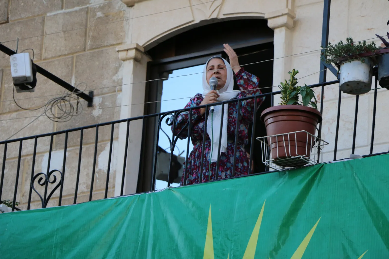 "ثورة المرأة ستبقى، وبإرادة المرأة سندحر الاحتلال"