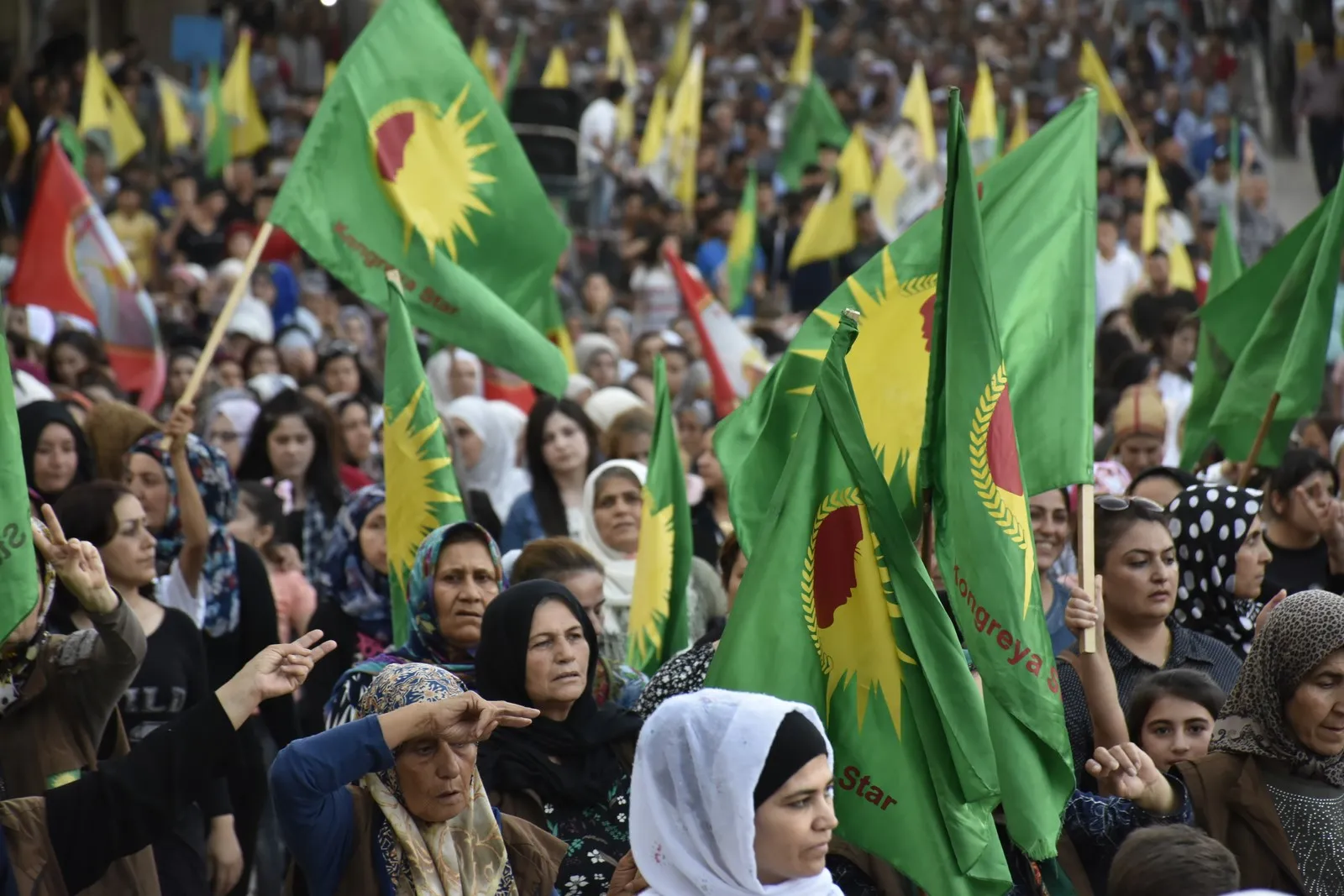"ثورة المرأة ستبقى، وبإرادة المرأة سندحر الاحتلال"