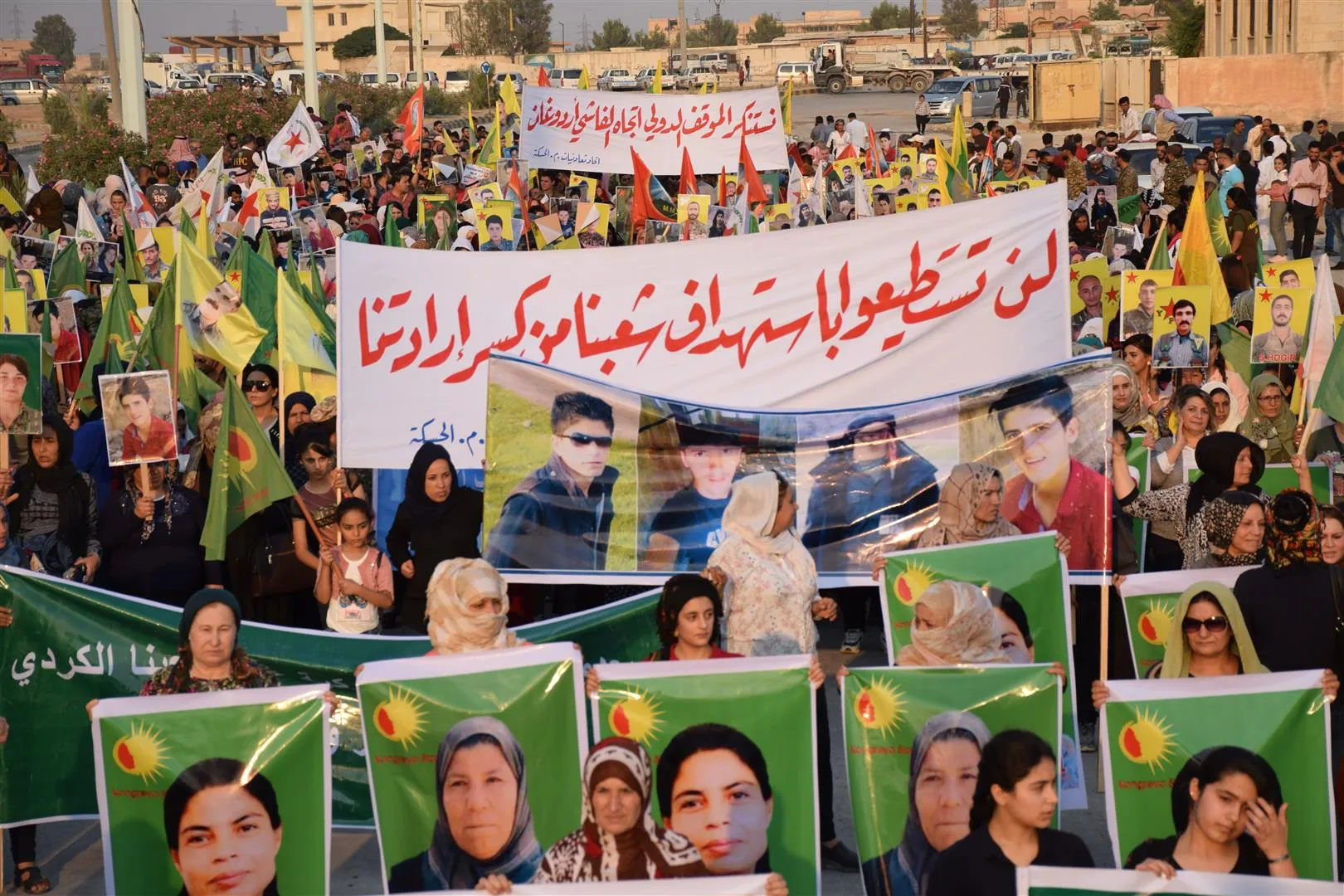 "بفضل عزيمة المرأة الحرّة وصلنا لأعلى المستويات وعلى كافّة الأصعدة"