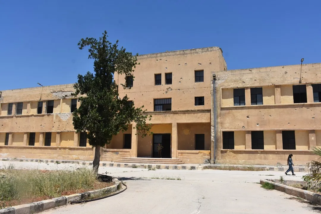 من مبنى لسجن الأطفال إلى معهد لتخريج الأجيال