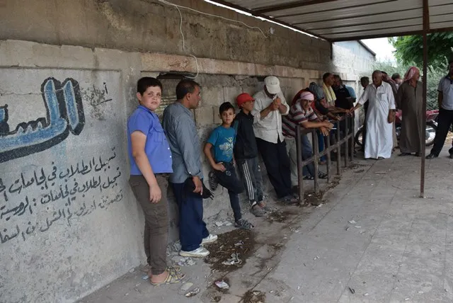 ′يجب ان تُحل مشكلة الخبز في أقرب وقت′