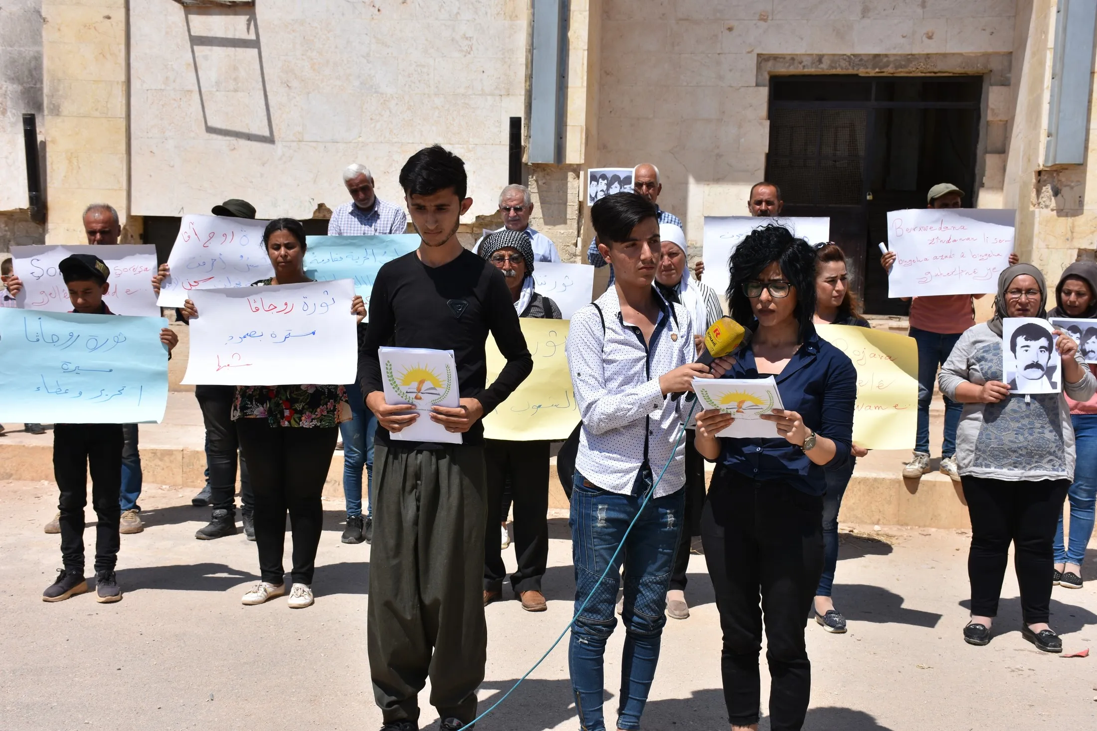 ​​​​​​​مثقفو عفرين: المقاومة هي ركیزة للنضال تنھلُ منھا المجتمعات المتعایشة في الشرق الأوسط