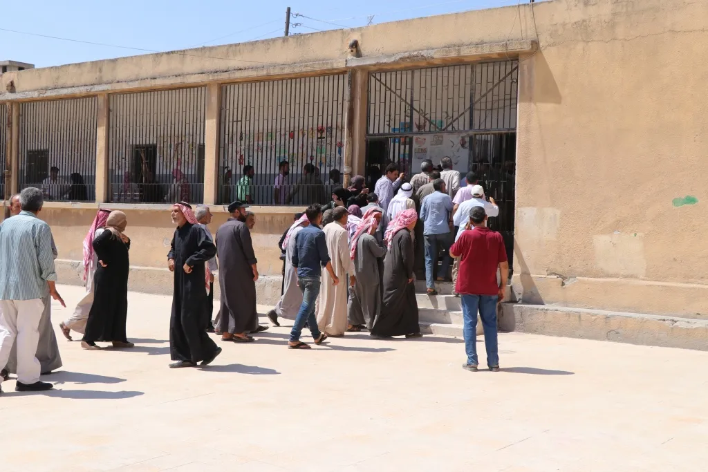 أهالي منبج يتلقون نصائح وقائية للتعامل مع أبنائهم العائدين من مناطق الحكومة