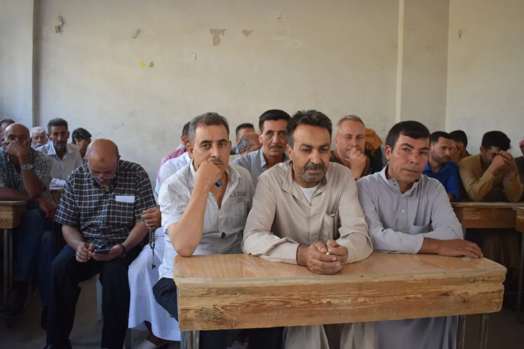 أهالي منبج يتلقون نصائح وقائية للتعامل مع أبنائهم العائدين من مناطق الحكومة