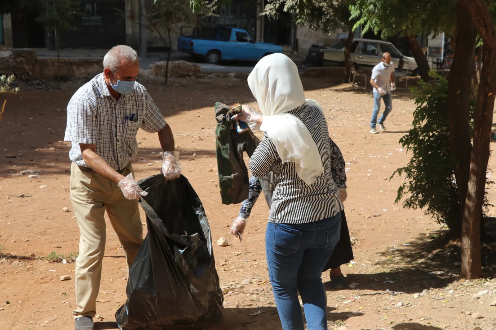 البدء بمشروع تعبيد الطرق في الحسكة وإطلاق حملة للنظافة في حلب