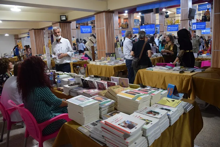 بمشاركة 39 دار نشر انطلاق فعاليّات معرض الشّهيد هركول الرّابع للكتاب