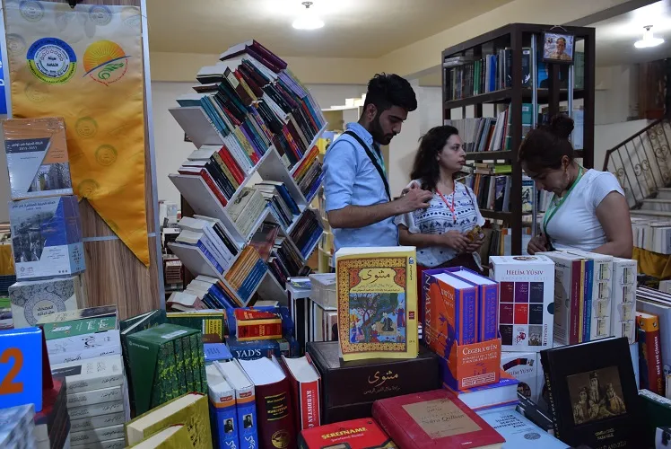 ​​​​​​​إقبال كثيف وأجواء محفزة على المطالعة يشهدها معرض هركول