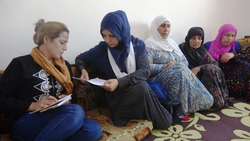 سلسلة اجتماعات في عين عيسى لتوعية الأهالي حول سبل مواجهة الحرب الخاصّة