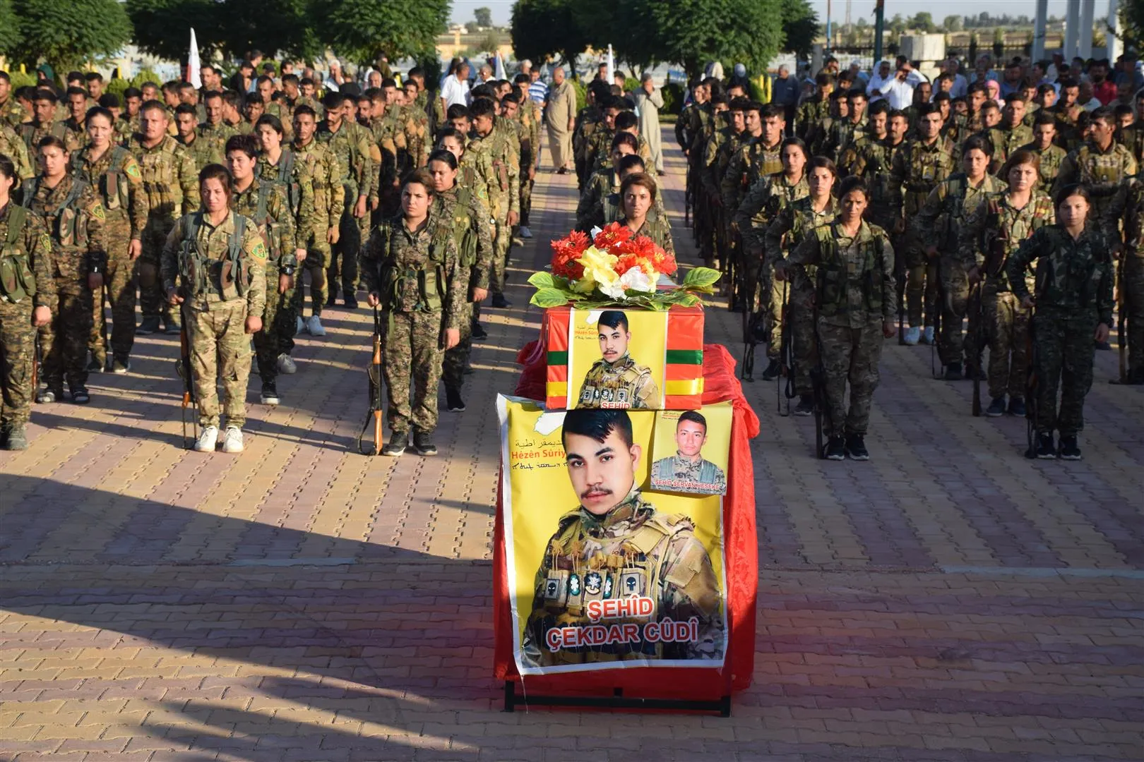 ​​​​​​​تشييع جثمان الشهيد جكدار جودي إلى مثواه الأخير في الحسكة