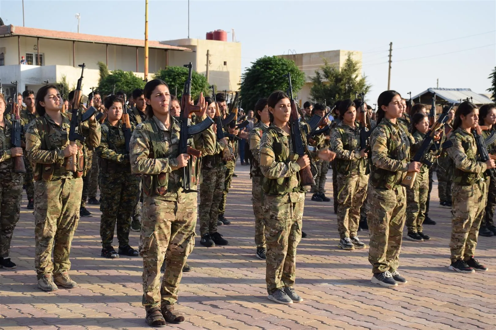 ​​​​​​​تشييع جثمان الشهيد عمر شيخو والإعلان عن سجل شهيدين آخرين في الحسكة