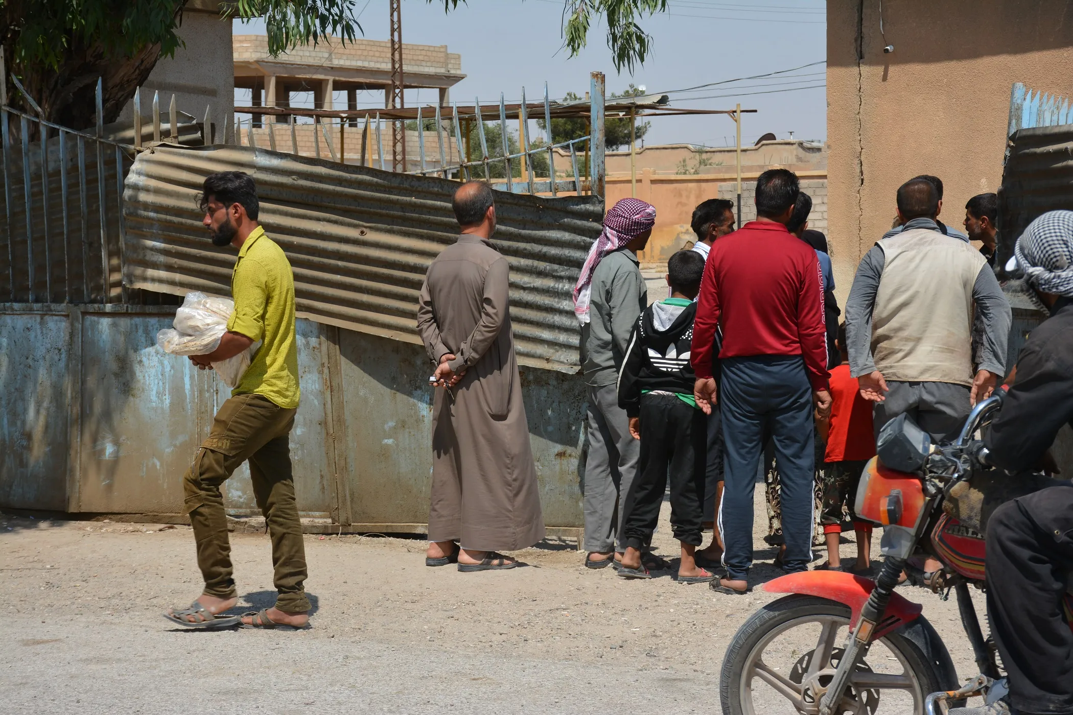 لجنة الاقتصاد توضح أسباب تأخر افتتاح 3 أفران في الشدادي