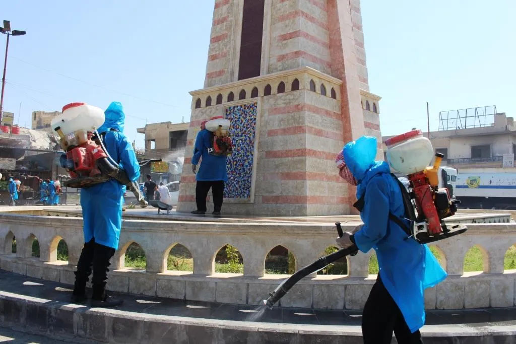 بلدية الشعب في الرقة تطلق حملة لتعقيم شوارع المدينة