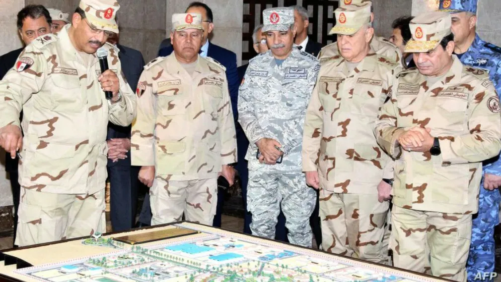 خبراء: مصر قد تقيم منطقة عازلة على الحدود الليبية
