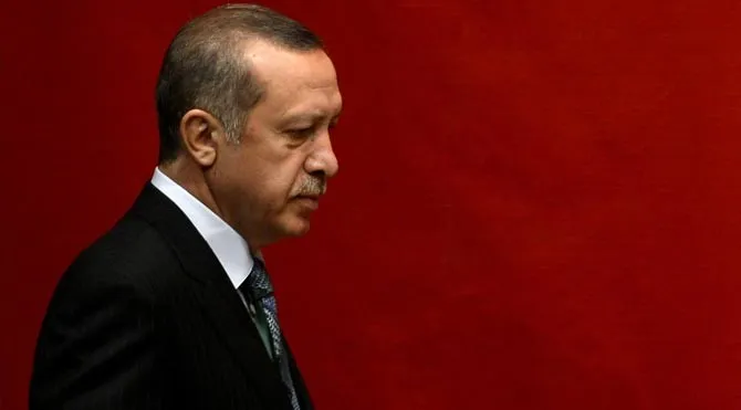 صحيفة يونانية: أردوغان يلعب بالنار