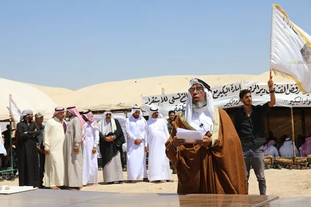 عشائر العكيدات تطالب التحالف بإخراج النظام والقوات الإيرانية من قراها