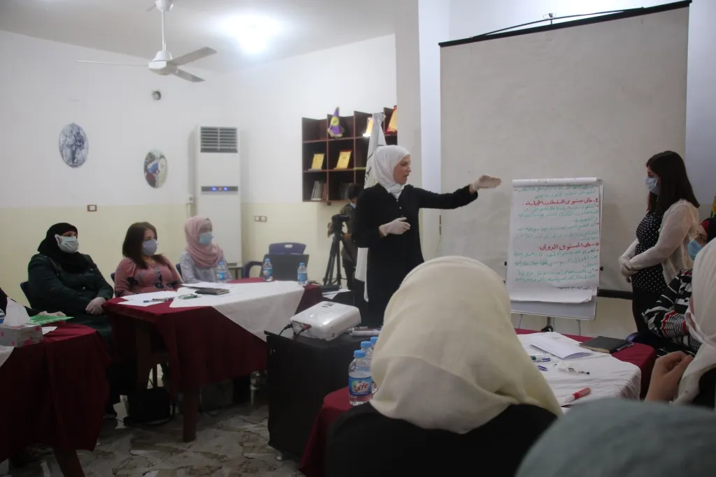 ورشة عمل في منبج حول مشاركة المرأة في المجال السّياسيّ