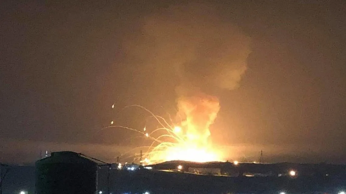 الأردن.. انفجار في مستودع للأسلحة