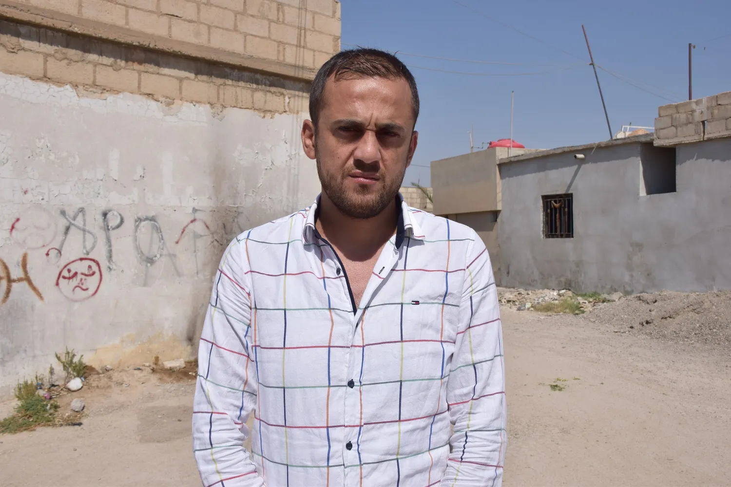 الأهالي يشتكون والجهات المعنية تسعى إلى إيجاد حل لمكب النفايات