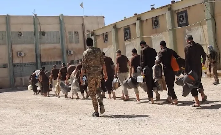 تفاصيل محاولة فرار مرتزقة داعش من سجن الصناعة