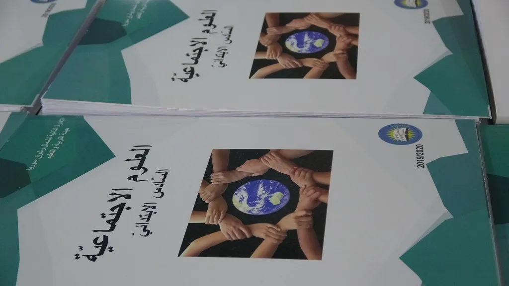 رغم توقفها عن العمل لشهرين إلا أنها أنجزت العمل في الوقت المحدد