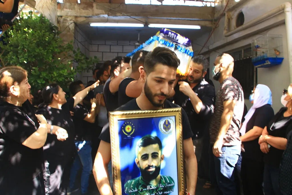 ​​​​​​​أهالي ديرك يشيعون عضو المجلس العسكري السرياني إلى مثواه الأخير